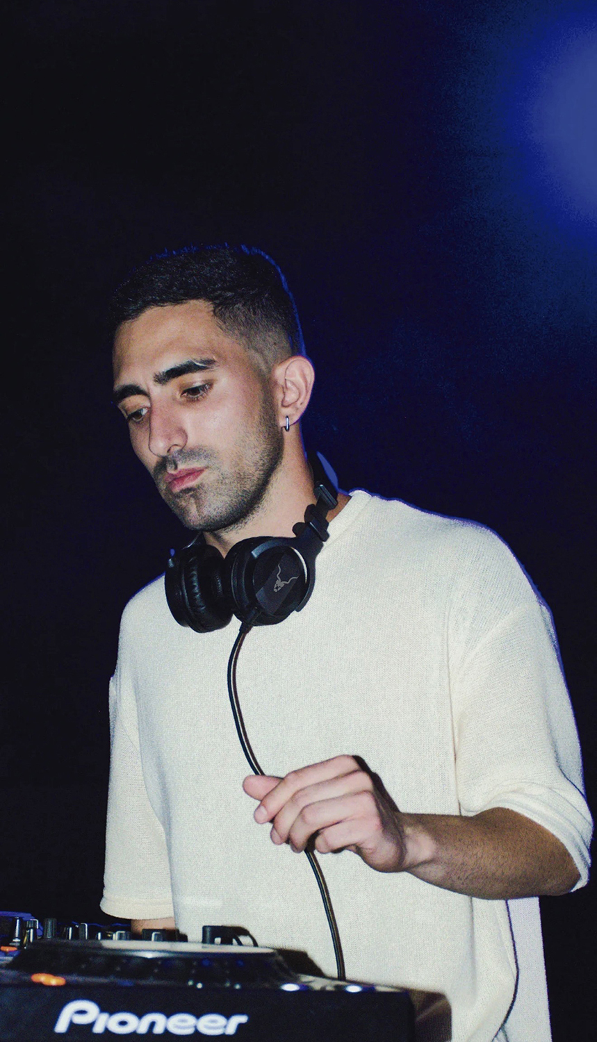 Enzo Acosta